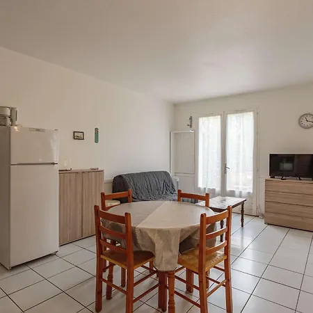 Confortable Avec Jardin Et Parking A *