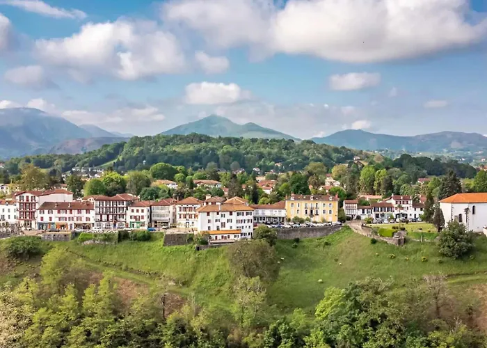 Apartamento Confortable Avec Jardin Et Parking à - Fr-1-4-703 *